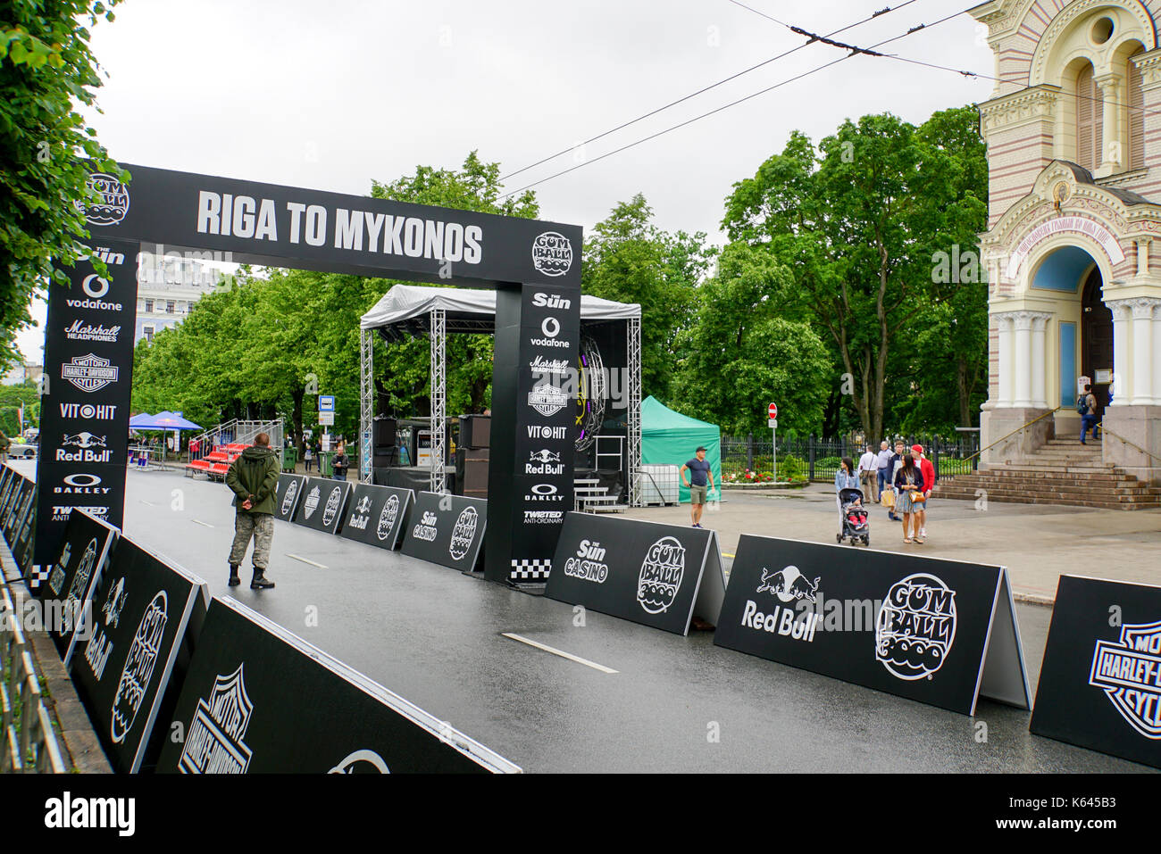 Le début de la Riga à Mykonos rallye Gumball 3000, Riga, Lettonie Banque D'Images