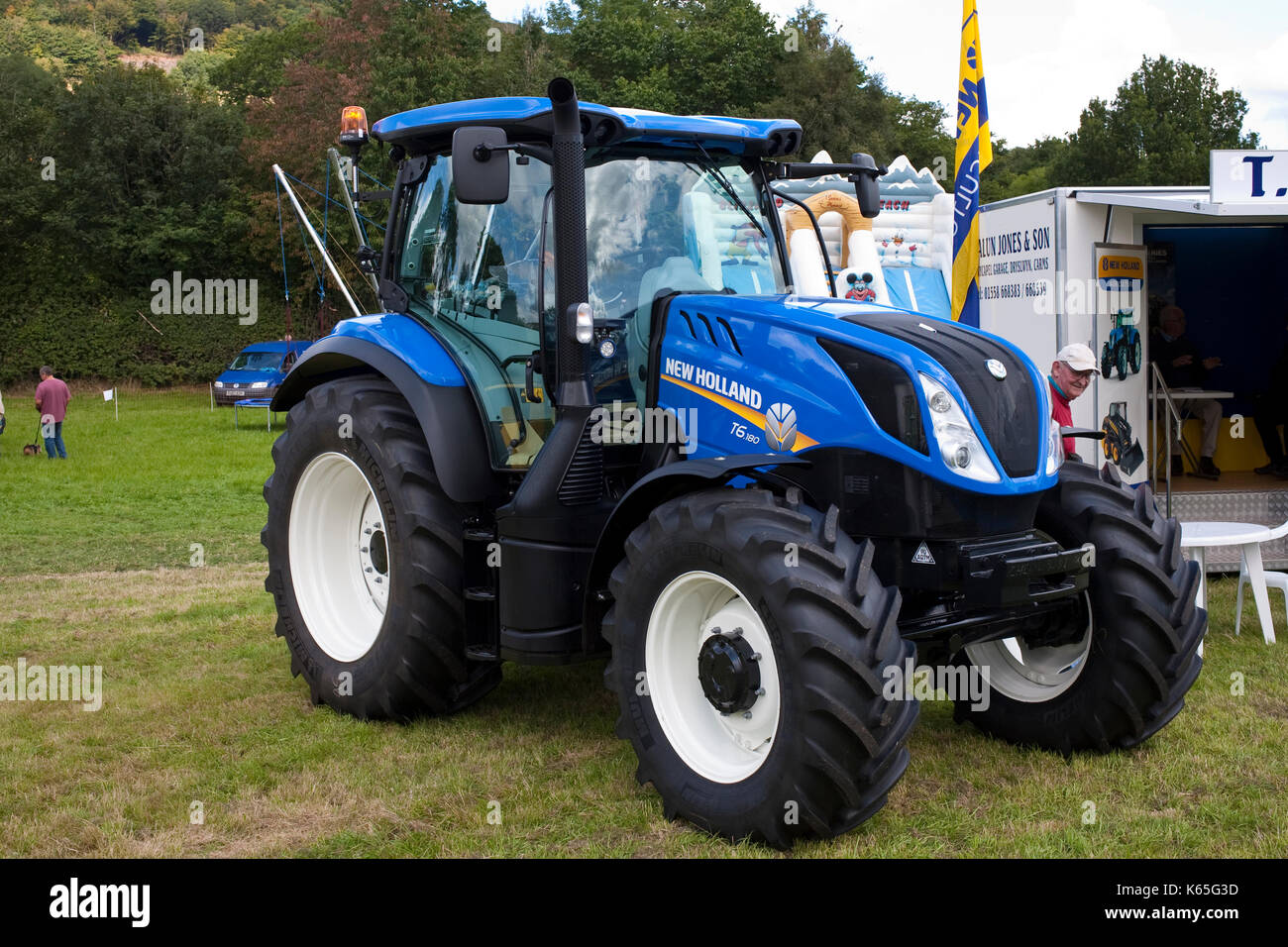 Tracteur new holland T6.180 Banque D'Images