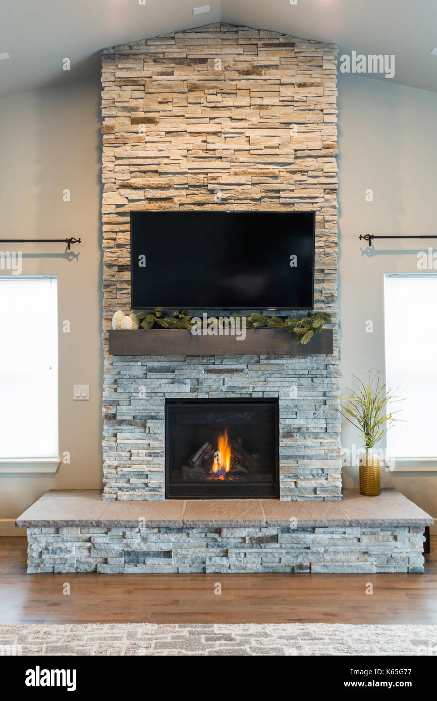 Cheminée moderne Banque D'Images