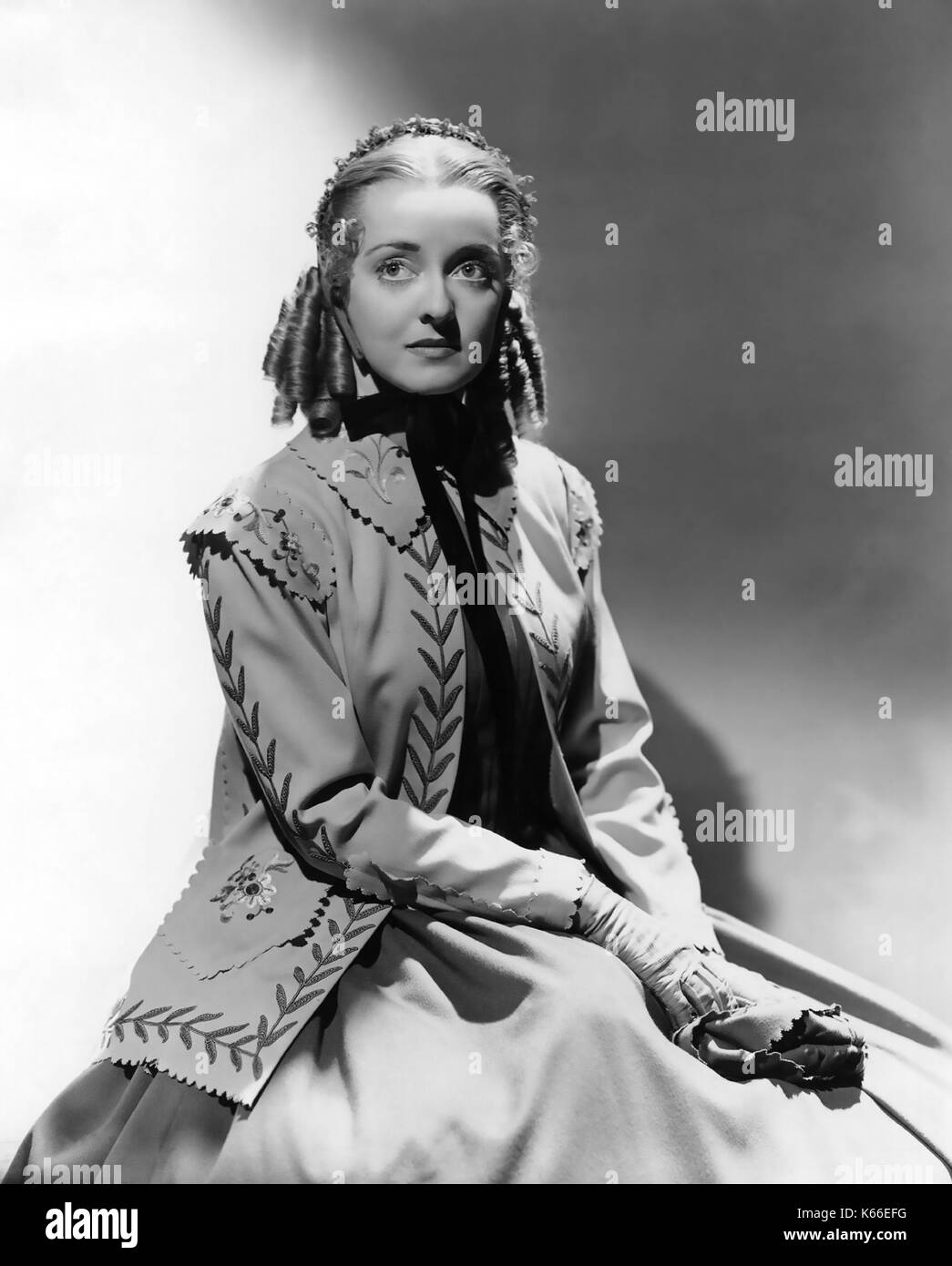 La vieille fille 1939 Warner Bros film avec Bette Davis Photo Stock - Alamy