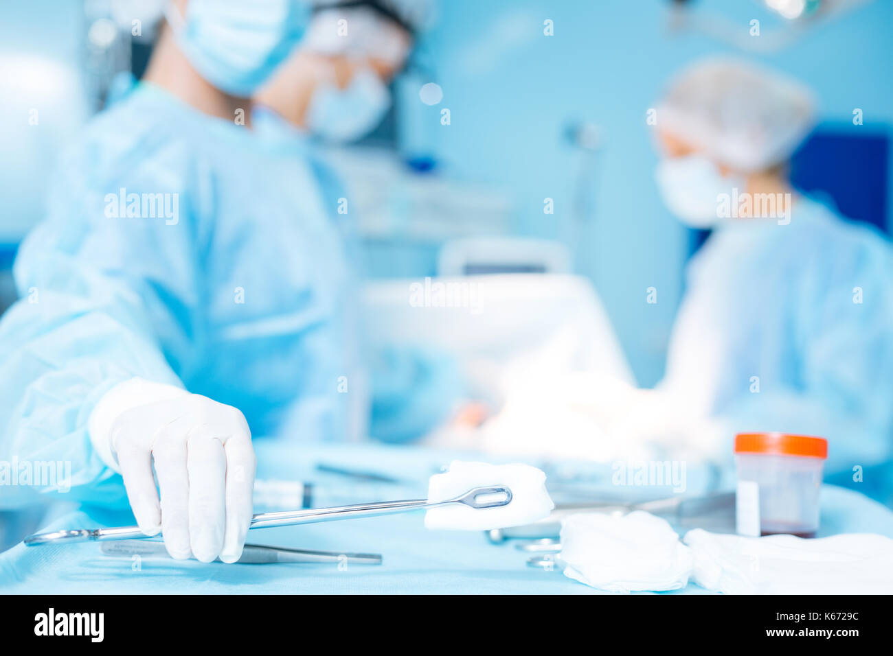 Close up of female part que le choix d'instrument Banque D'Images