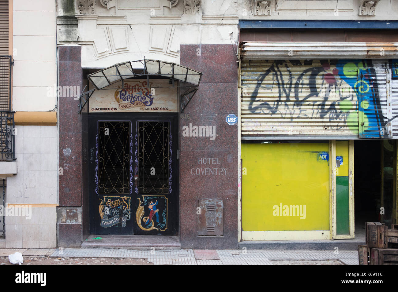 BUENOS AIRES, ARGENTINE - Septembre 2017 - Old conventry appelé hôtel Ayres Porteno Suite Tango à San Telmo Neighbourhood Banque D'Images