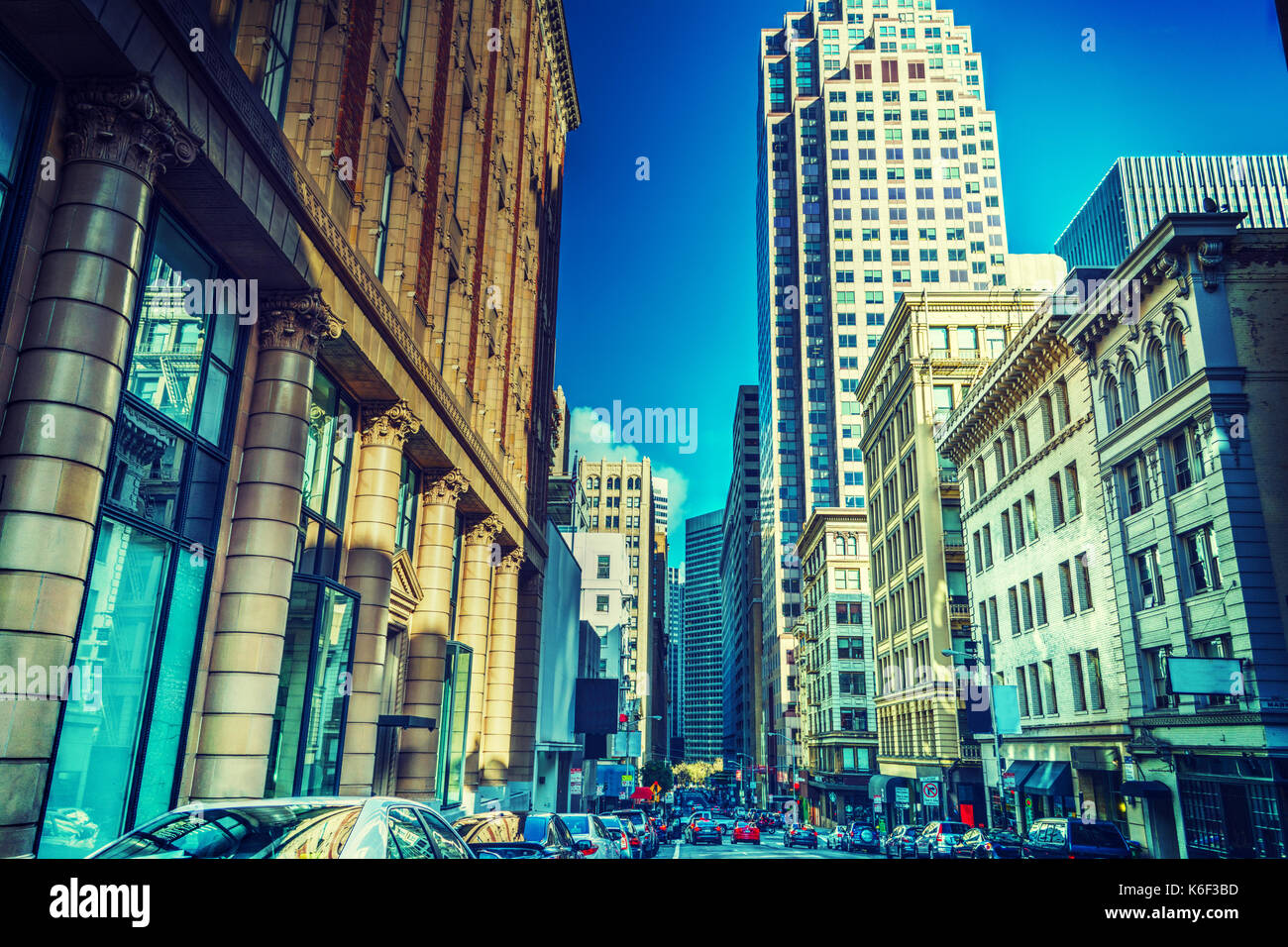 San Francisco, CA, USA - 31 octobre 2016 : financial district sur une journée ensoleillée Banque D'Images