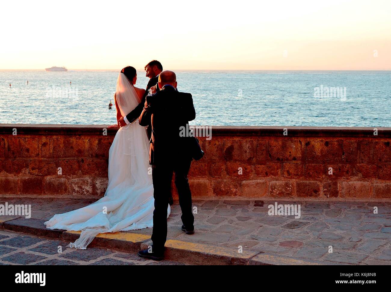 Deux caméras nouvelle visages à Marina Grande, Sorrente, Italie. Banque D'Images