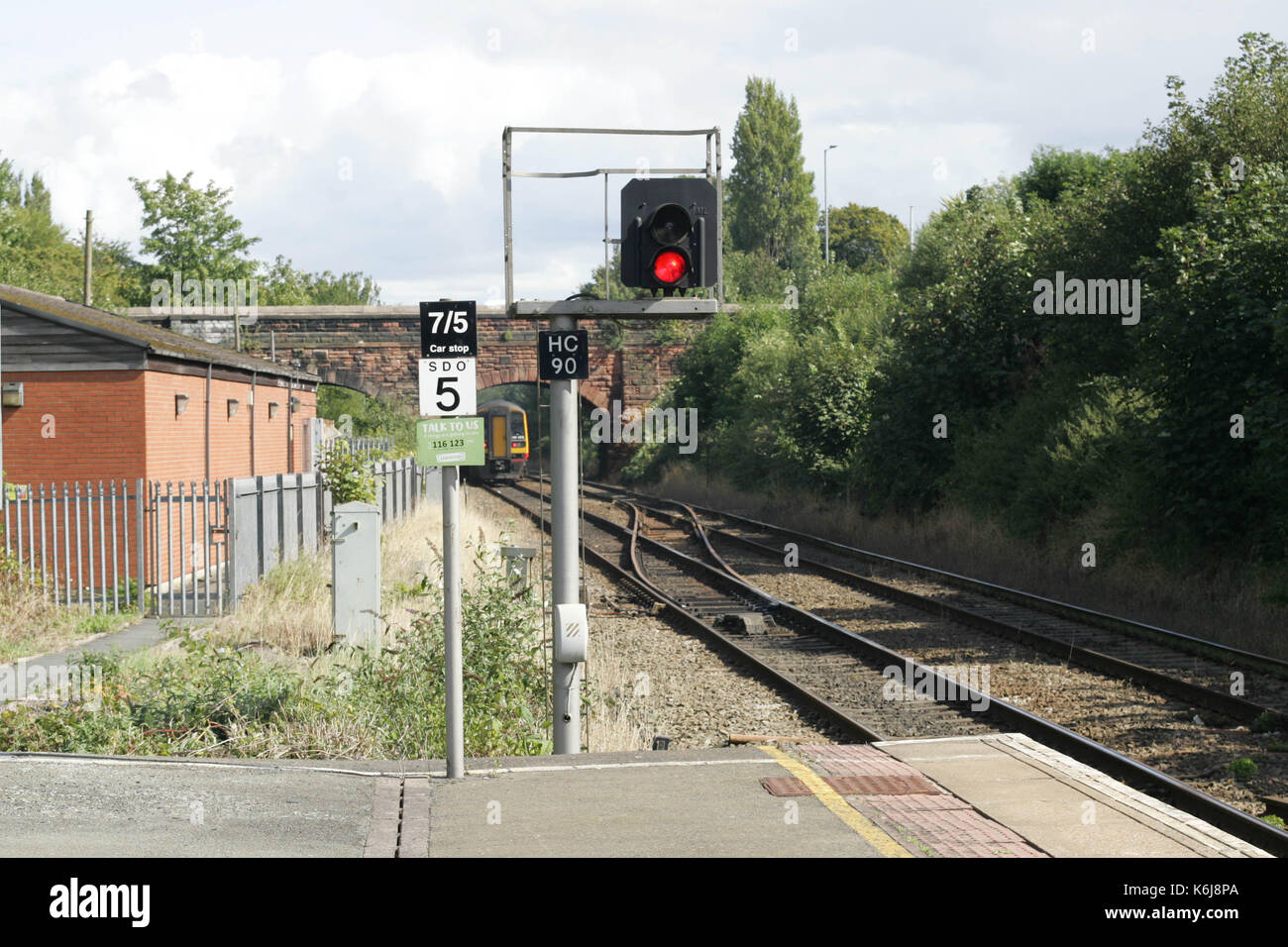 Travailler à la chasse aux trains, Liverpool Banque D'Images