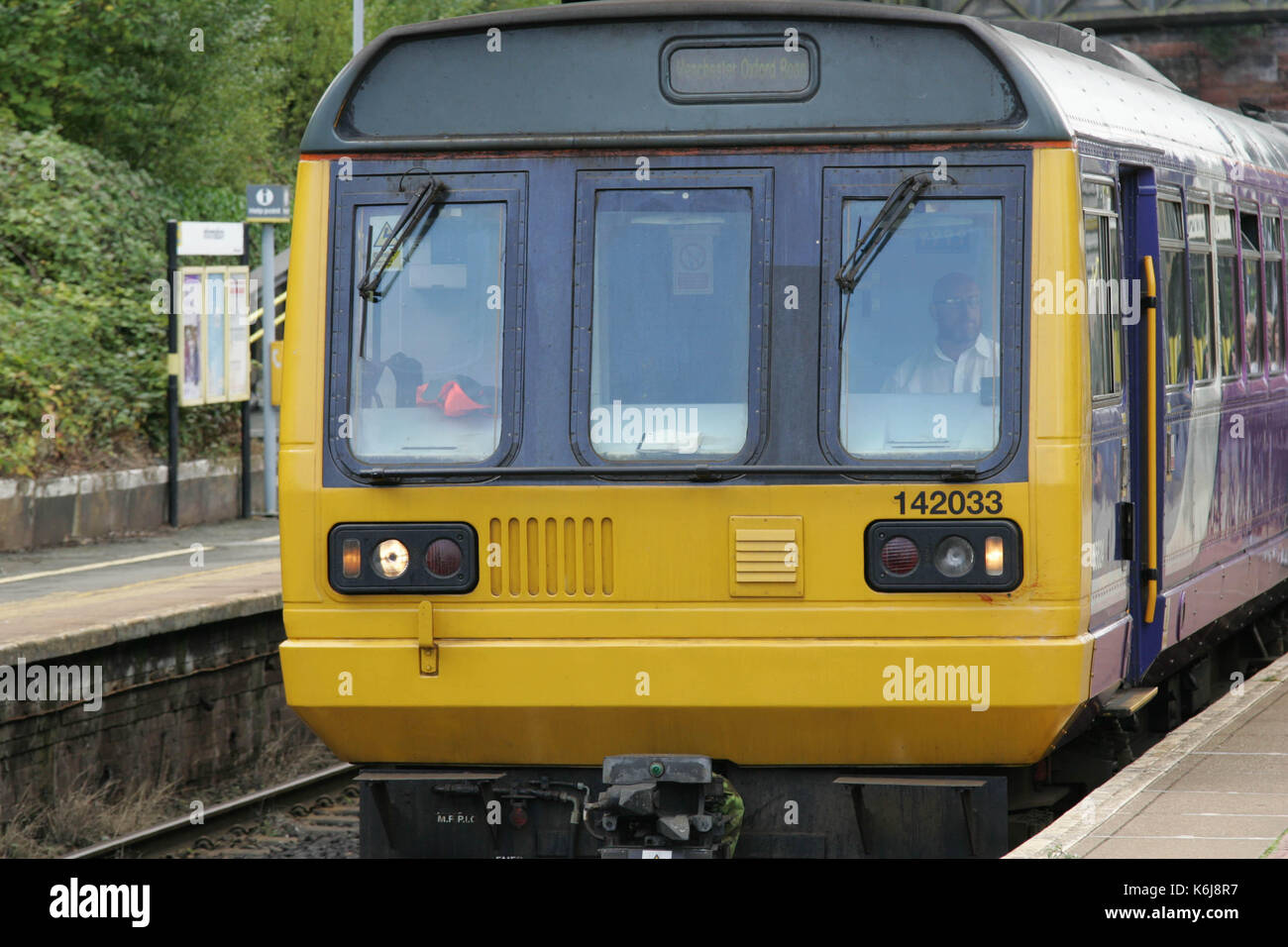 Travailler à la chasse aux trains, Liverpool Banque D'Images