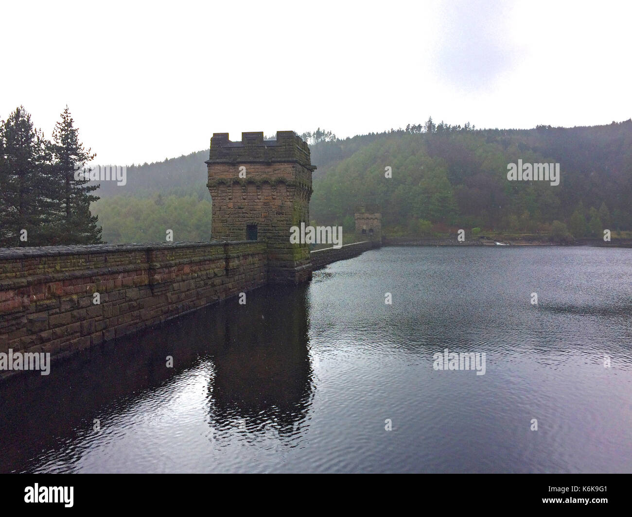 Barrage Derwent - réservoir Derwent dans la vallée supérieure de Derwent Banque D'Images