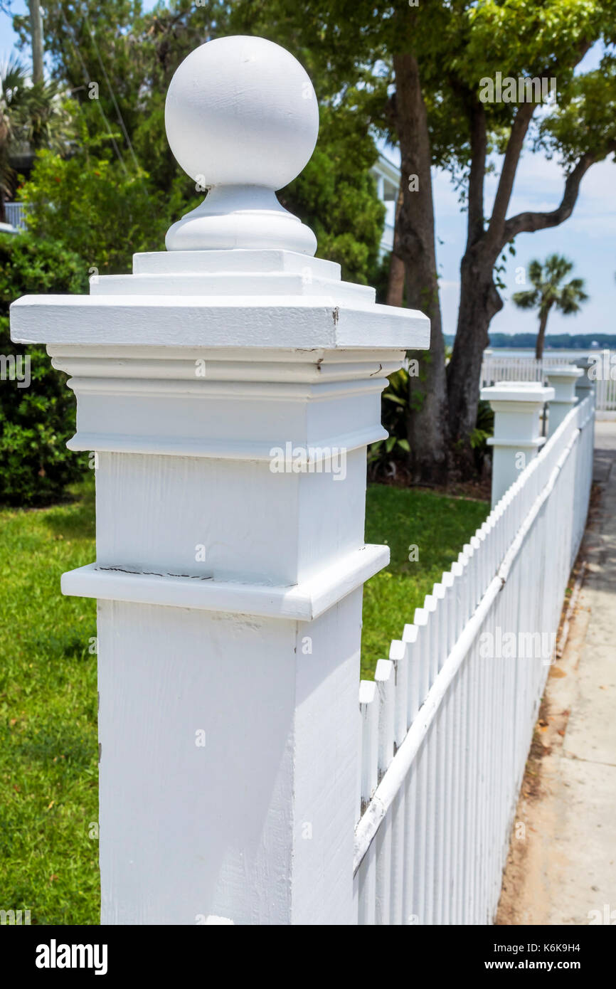 Beaufort South Carolina,Bay Street,maison,maison,maison,maison,maison,quartier historique,Lewis Reeve Sams House,maison d'avant-guerre,1852,clôture de piquet,poste,SC170514011 Banque D'Images