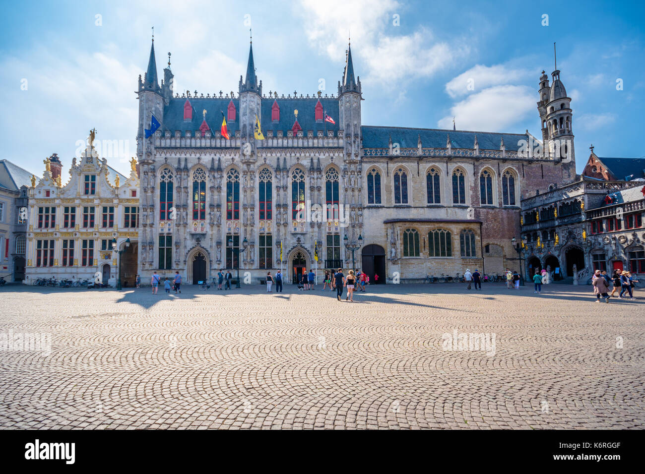 La mairie de la ville médiévale de Bruges, Belgique matin Banque D'Images