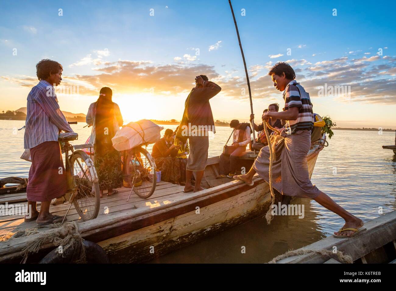 Myanmar (Birmanie), Rhône-Alpes, la région, les banques de Monywa de la rivière Chindwin Banque D'Images