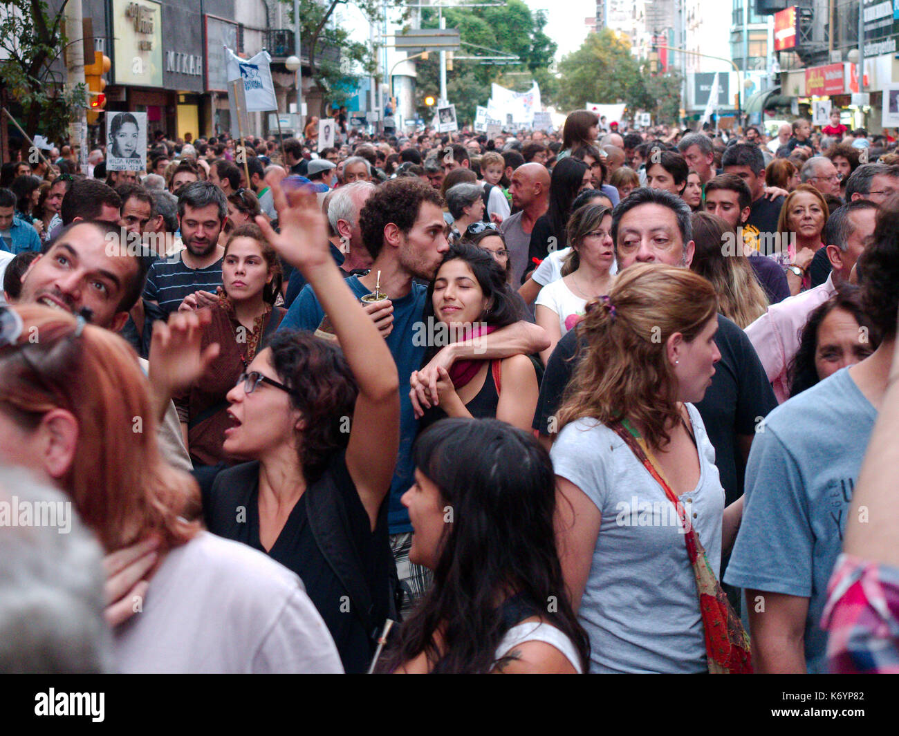 Cordoba, Argentine - 24 mars 2016 : manifestations à l'occasion de la Journée du souvenir de la vérité et de la justice (Día de la Memoria por la Verdad y la Justicia). Banque D'Images