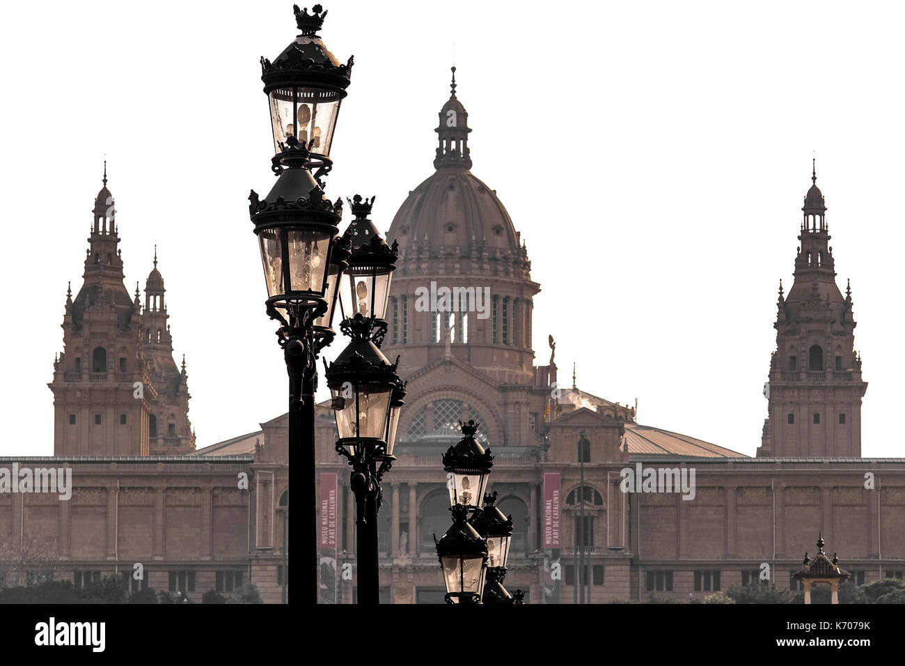 Dôme et tours du palais Montjuic, Barcelone Banque D'Images