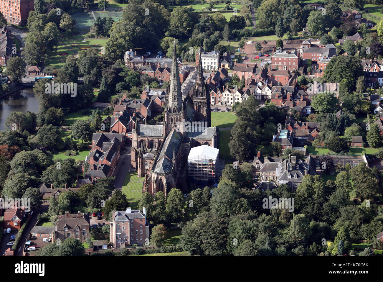 Vue aérienne de la cathédrale de Lichfield, Staffordshire, WS13, UK Banque D'Images