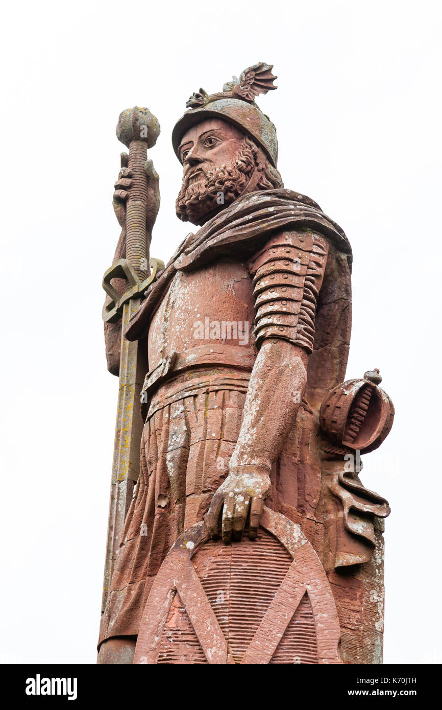 Un gros plan photo du monument William Wallace en grès rouge situé près de melrose dans les Scottish Borders. William Wallace était un chevalier écossais. Banque D'Images