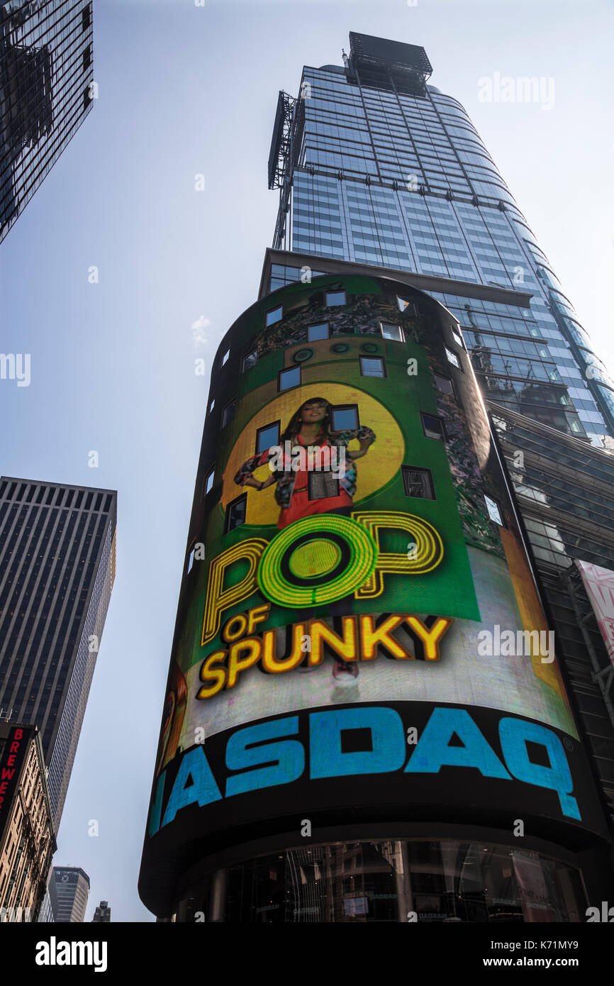 Bâtiment nasdaq marketsite à Times Square à Manhattan, New York. Banque D'Images Bâtiment nasdaq marketsite à Times Square à Manhattan, New York. Banque D'Images
