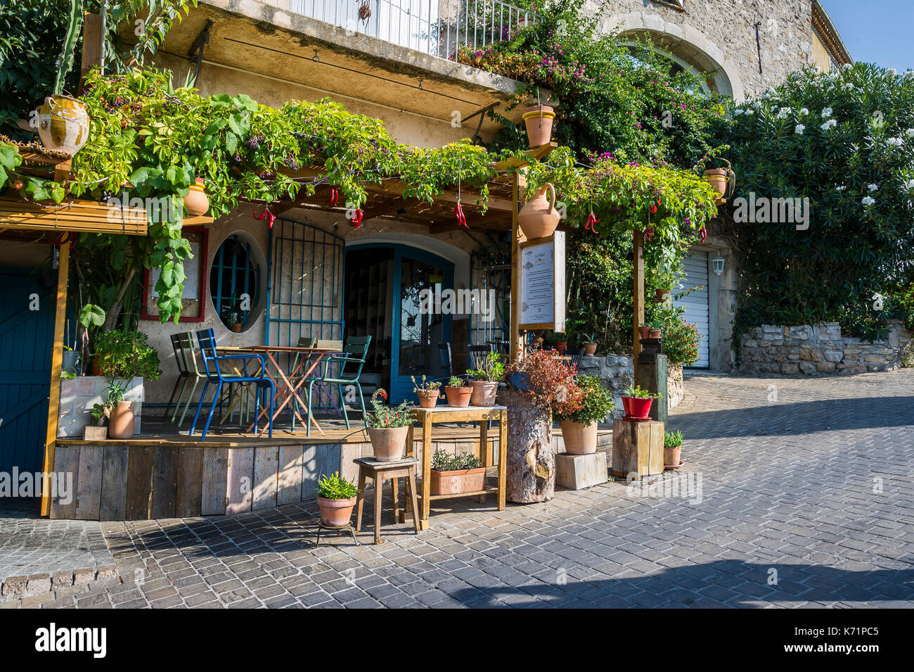 VILLAGE MÉDIÉVAL DU CASTELLET, VAR 83 FRANCE Banque D'Images