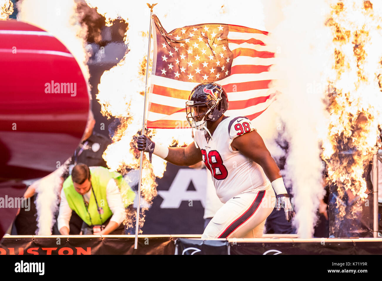 10 septembre 2017 : s'attaquer à la défensive des Houston Texans D.J. Reader (98) entre dans le domaine de la NFL avant un match de football entre les Houston Texans et les Jacksonville Jaguars à NRG Stadium à Houston, TX. Les Jaguar a gagné le match...totale 46 7/8 po Trask Smith/CSM Banque D'Images