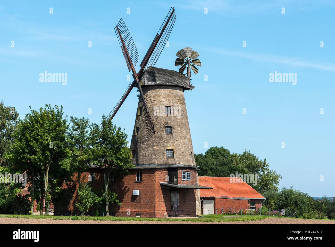Pottmühle, moulin à vent néerlandais, Moulin à vent, Petershagen, Westfälische Mühlenstraße, Minden-Lübbecke, Rhénanie-du-Nord-Westphalie Banque D'Images