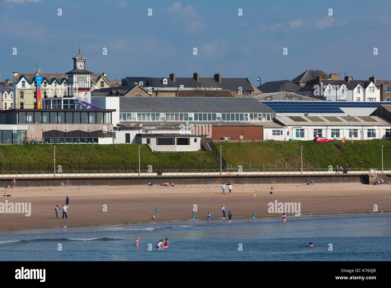 Royaume-uni, Irlande du Nord, County Antrim, Northern Ireland, port avec bateaux Banque D'Images