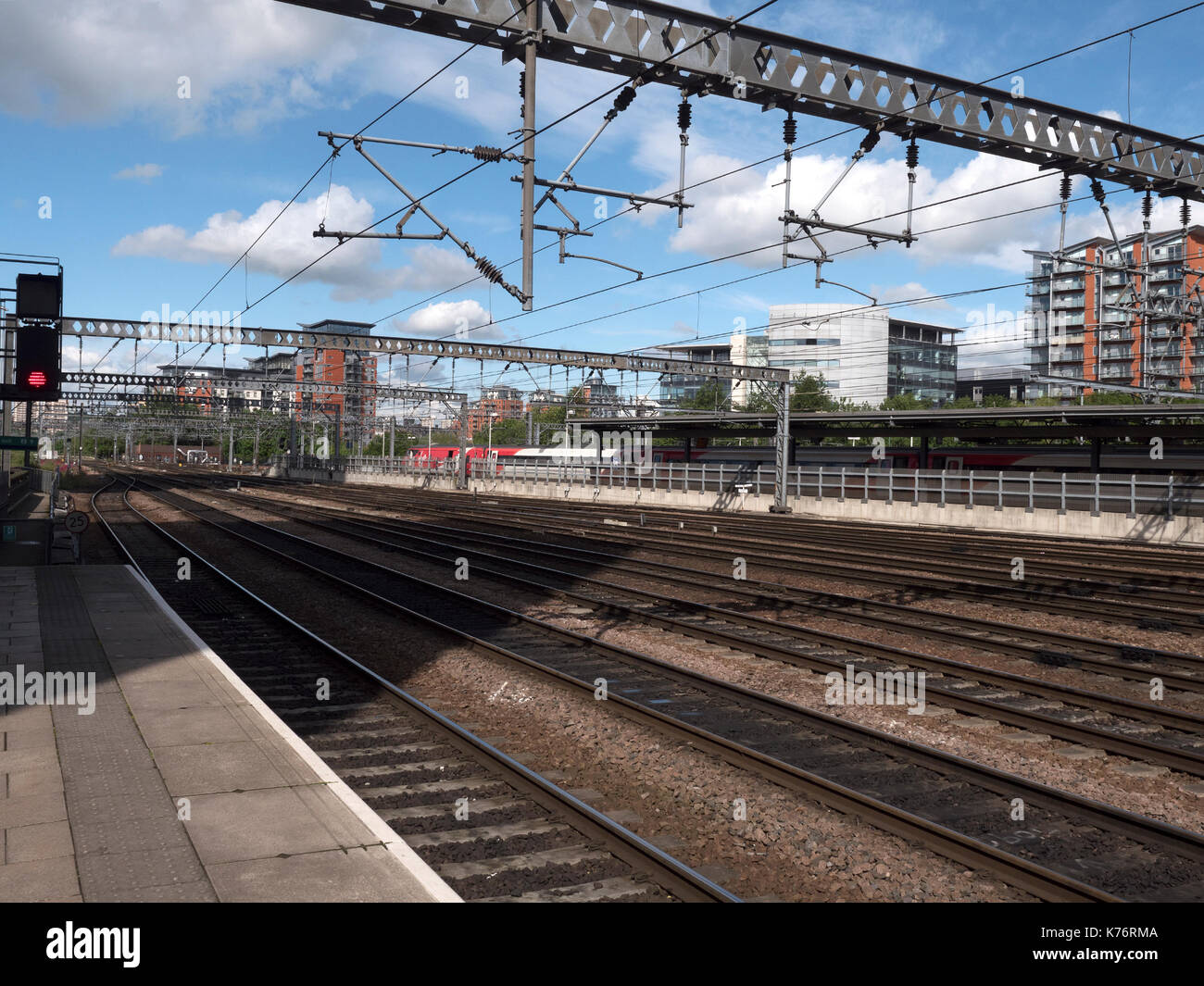 La gare de Leeds, centre-ville de Leeds, Leeds, Yorkshire, Angleterre, Royaume-Uni Banque D'Images