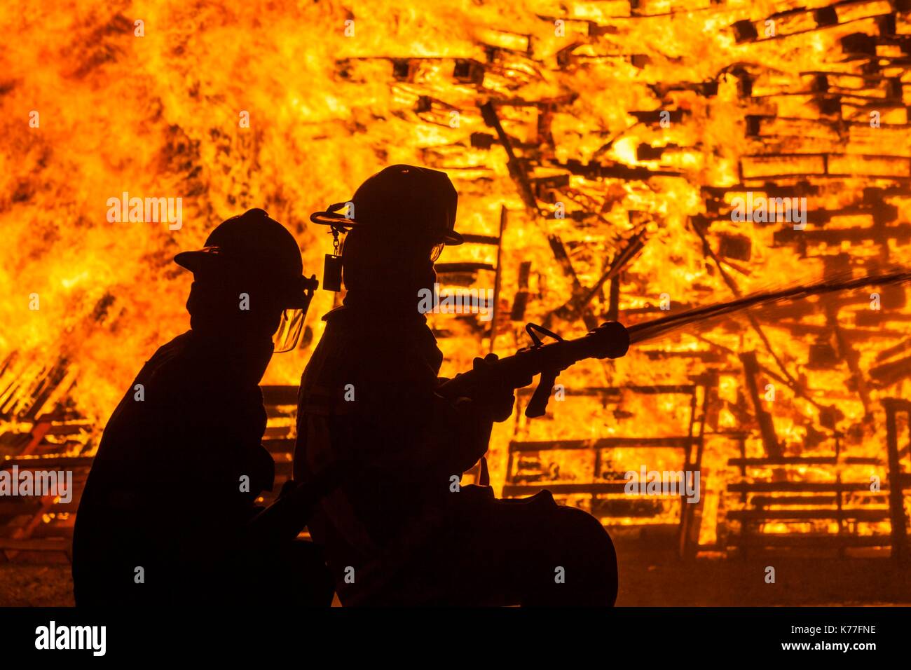 United States, Massachusetts, Cape Ann, Rockport, quatrième de juillet, les pompiers au feu de Rockport Banque D'Images