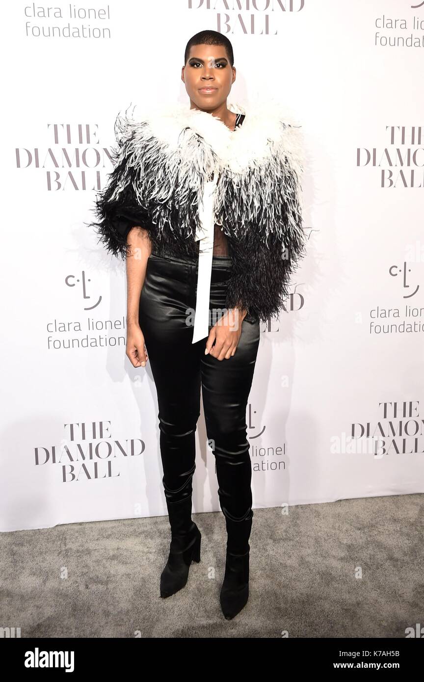 Ej johnson aux arrivées pour rihanna's 3e diamond ball, cipriani Wall Street, New York, NY Le 14 septembre 2017. Photo par : Steven ferdman/everett collection Banque D'Images