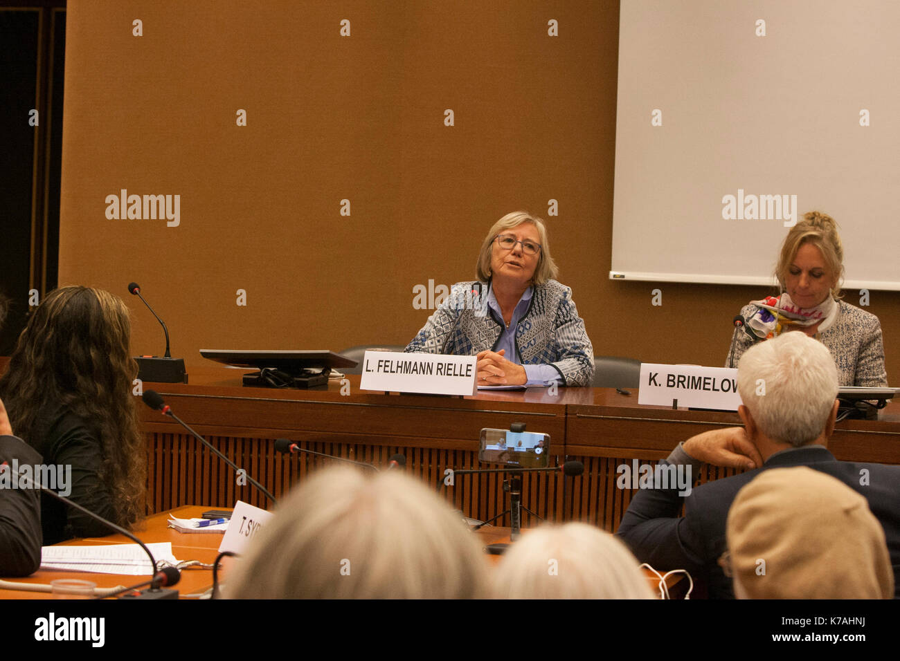 Laurence felhmann rielle, conseiller fédéral suisse, l'Organisation des Nations unies, Genève, Suisse. 14Th sep 2017. experts en droits humains et personnalités dans une conférence le 13 septembre 2017, à la 36e session du Conseil des droits de l'homme à Genève, a appuyé la demande d'Asma Jahangir, le rapporteur spécial des Nations unies sur la situation des droits de l'homme en Iran, à une investigation sur les 1988 massacre en Iran. crédit : siavosh hosseini/Alamy live news Banque D'Images