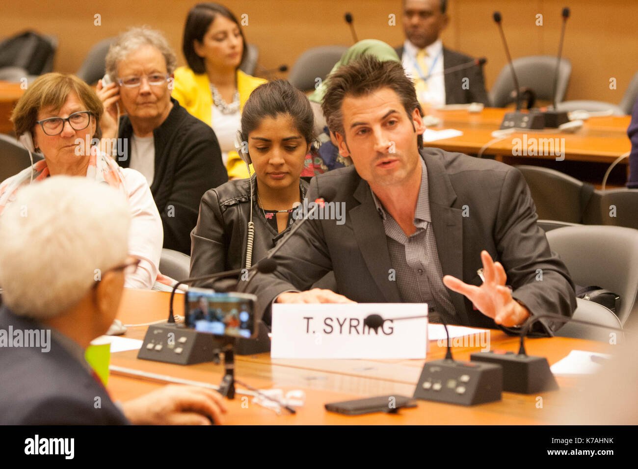 Organisation des Nations unies, Genève, Suisse. 14Th sep 2017. experts en droits humains et personnalités dans une conférence le 13 septembre 2017, à la 36e session du Conseil des droits de l'homme à Genève, a appuyé la demande d'Asma Jahangir, le rapporteur spécial des Nations unies sur la situation des droits de l'homme en Iran, à une investigation sur les 1988 massacre en Iran. crédit : siavosh hosseini/Alamy live news Banque D'Images