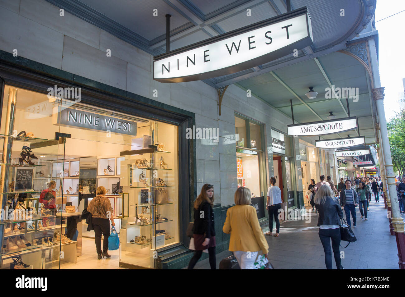 chaussures nine west