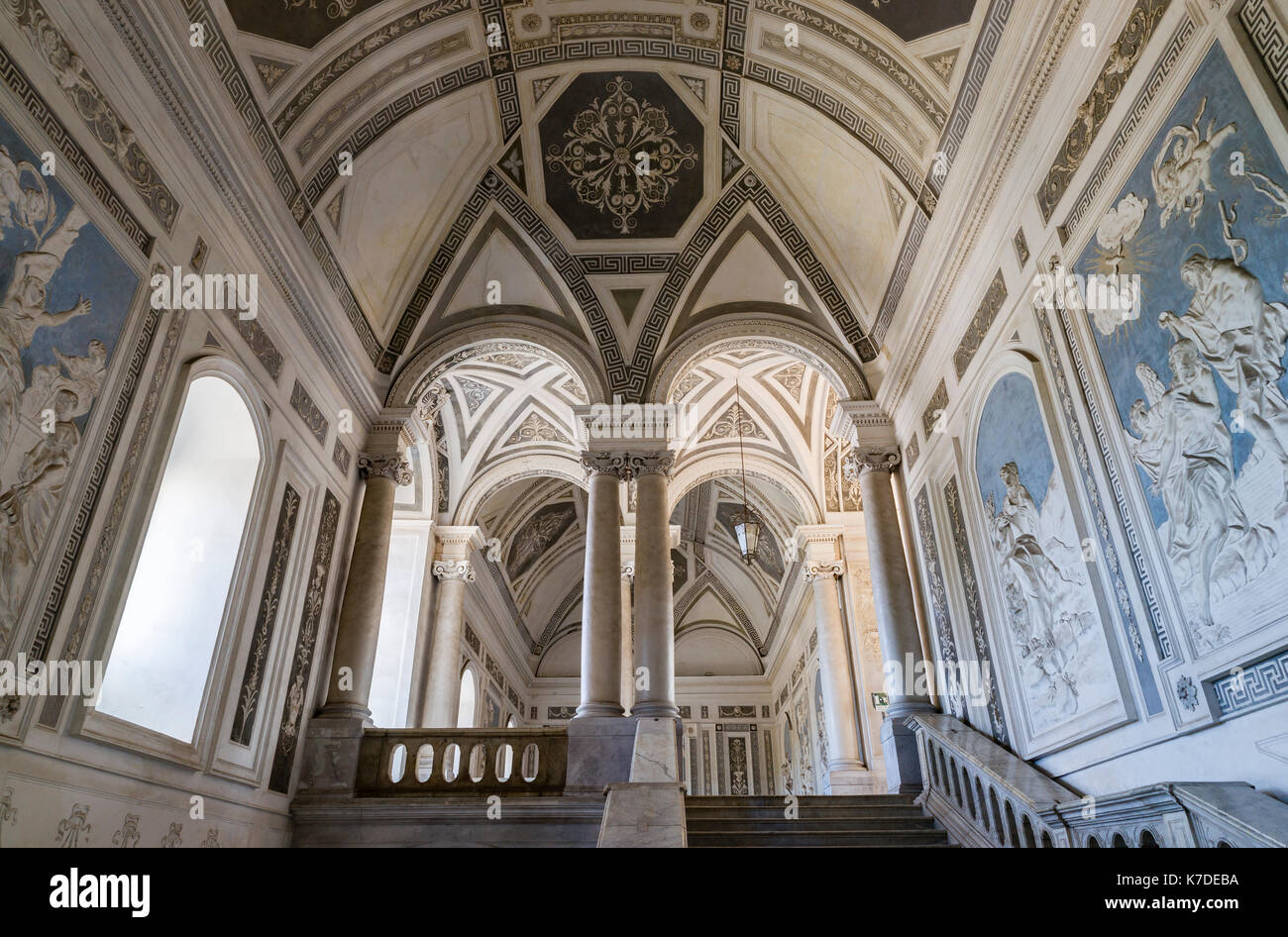 Staircase, Université, Universita Degli Studi di de Catane, ancien monastère bénédictin baroque de San Nicolò l' ArenaCatania Banque D'Images