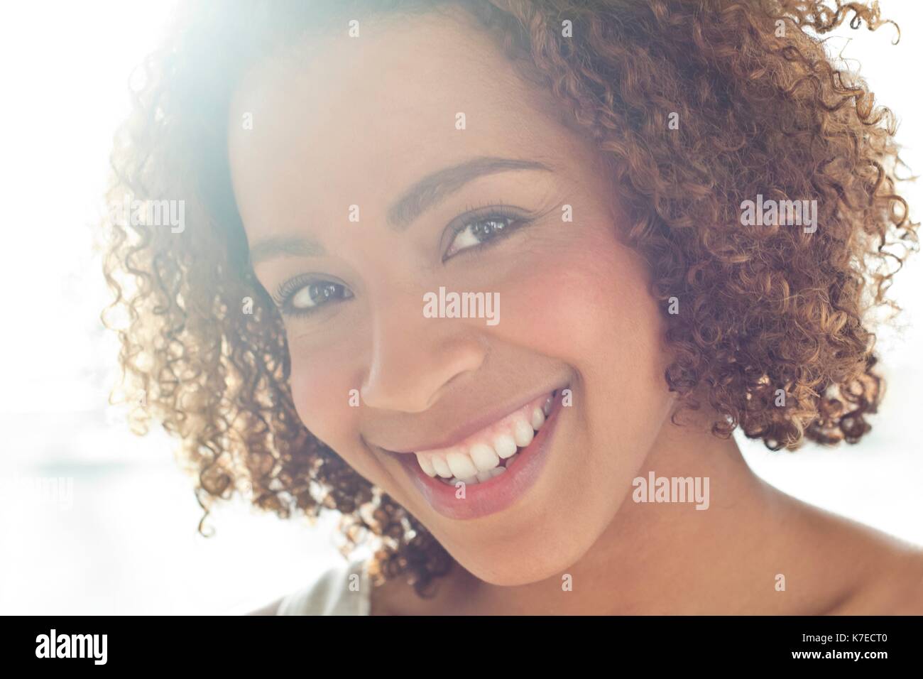 Portrait of mid adult woman smiling. Banque D'Images Portrait of mid adult woman smiling. Banque D'Images