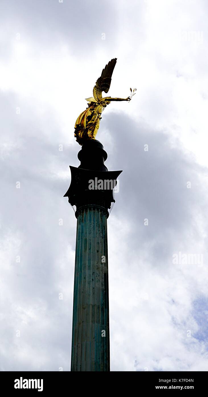 Le Monument de l'Ange de la paix ou Friedensengel (allemand) à Bogenhausen, Munich, Allemagne Banque D'Images