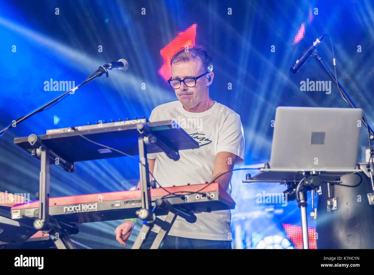 Birmingham, UK. 15 Sep, 2017. Leftfield lire la première nuit de au-delà de la voie ferrée à Digbeth, Birmingham le 15 septembre 2017. Credit : Ken Harrison/Alamy Live News Banque D'Images
