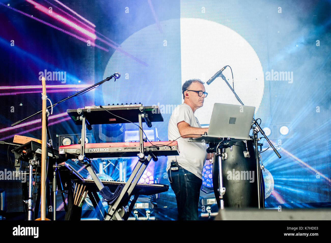 Birmingham, UK. 15 Sep, 2017. Leftfield lire la première nuit de au-delà de la voie ferrée à Digbeth, Birmingham le 15 septembre 2017. Credit : Ken Harrison/Alamy Live News Banque D'Images