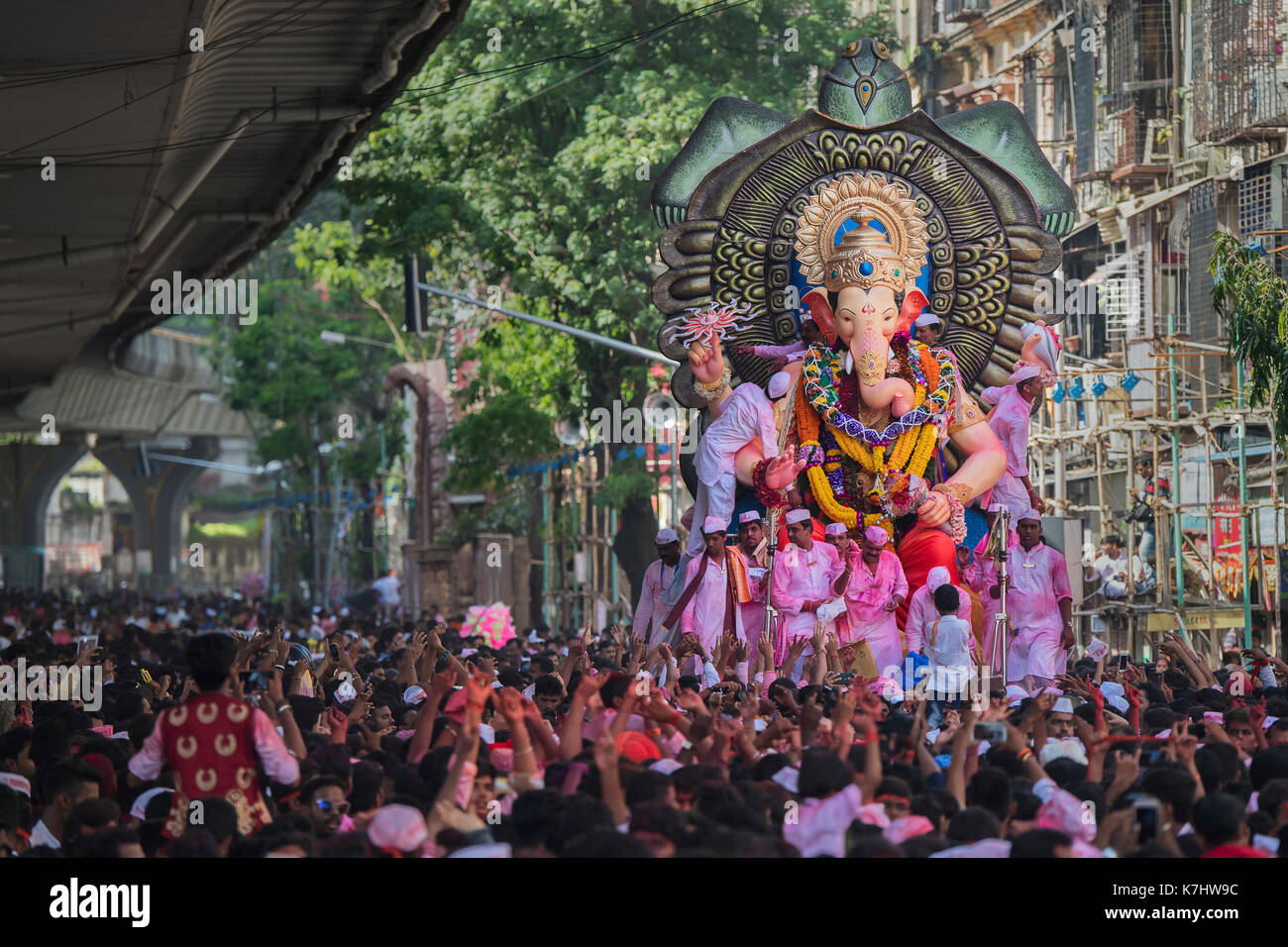 L'image de Ganpati pour éléphant dirigé le seigneur célèbre lalbaug cha Raja sur la façon d'immersion à lalbaug, .Mumbai, Inde Banque D'Images