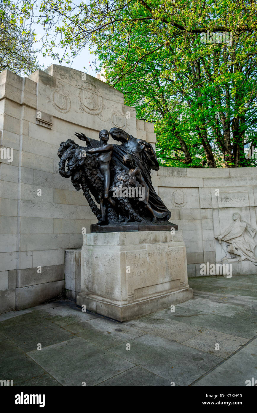 Mémorial belge d'origine anglaise à Victoria Embankment de rivière Thames à Londres, Grande-Bretagne Banque D'Images