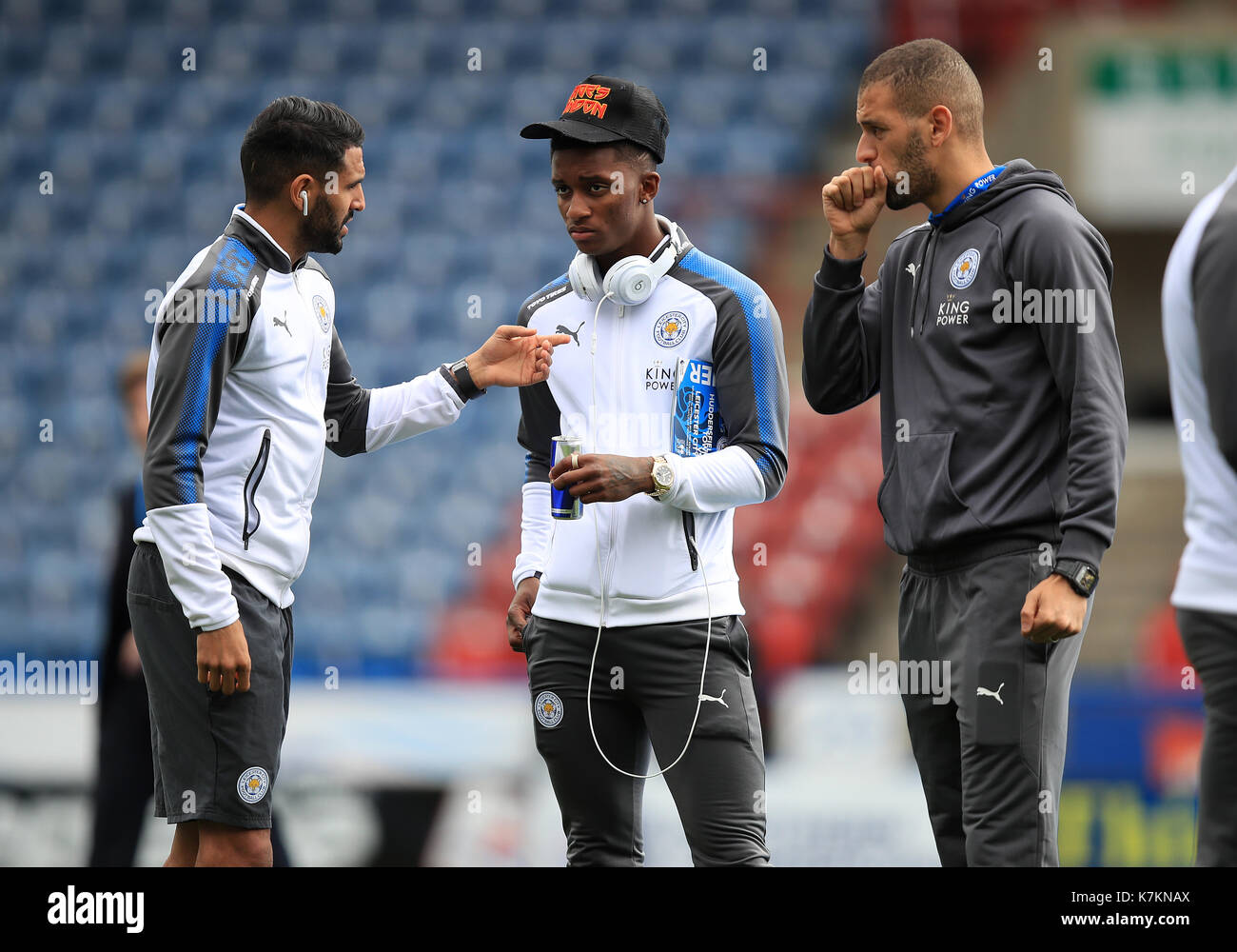 La ville de Leicester (à gauche), Riyad mahrez, demarai gray (centre) et l'islam slimani avant le premier match de championnat à la john smith's stadium, Huddersfield. Banque D'Images