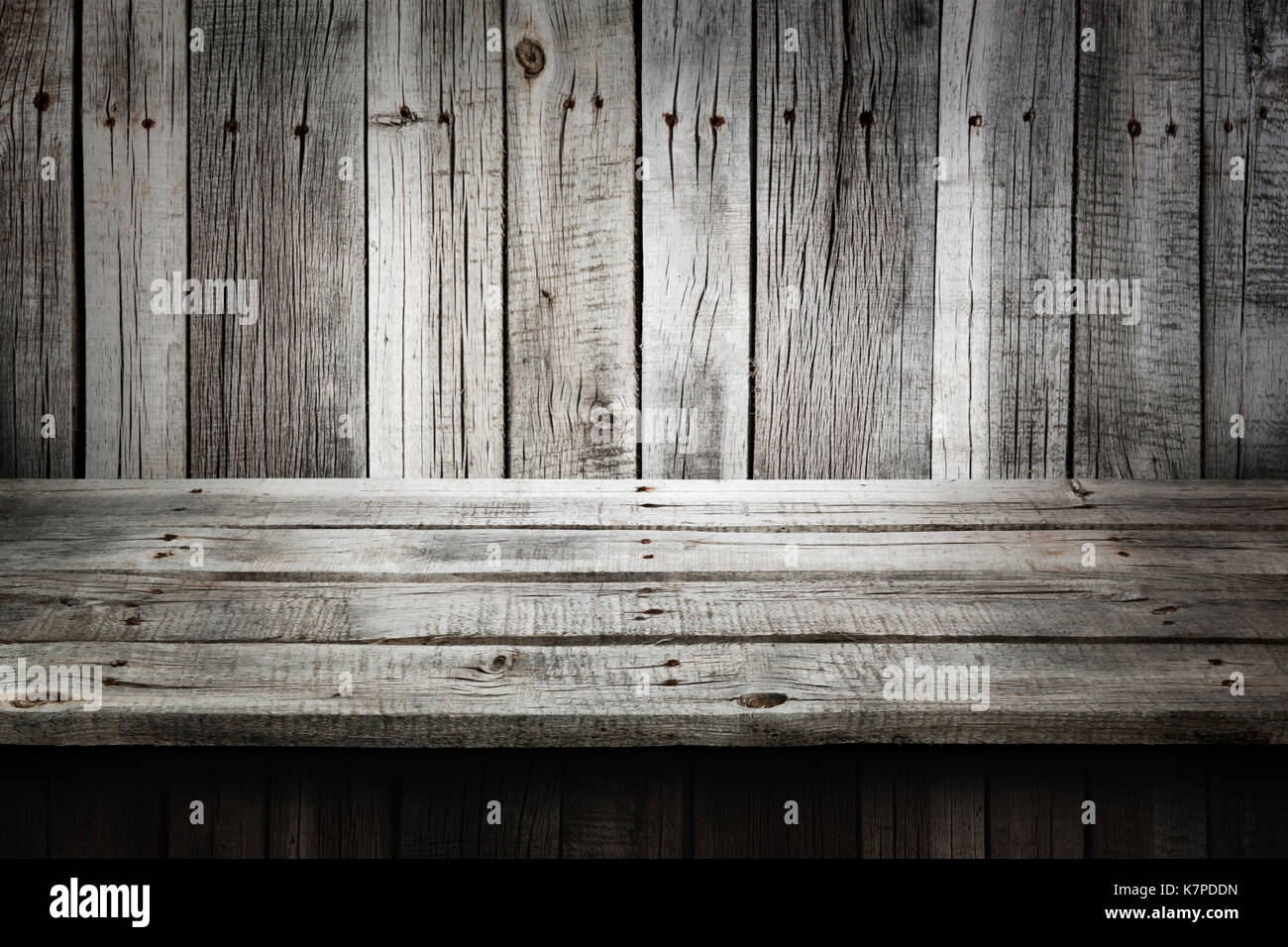 Table en bois gris pour produit, ancien en bois d'intérieur perspective Banque D'Images