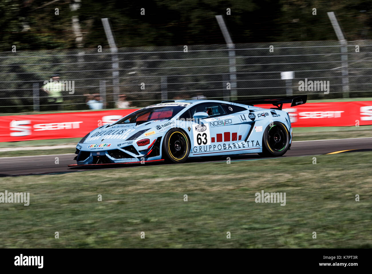 Imola, Italie - 25 septembre 2016 : une Lamborghini Gallardo GT3 de l'équipe de course Imperiale, conduite par GAGLIARDINI Andrea et POSTIGLIONE Vito, le C.I. G Banque D'Images