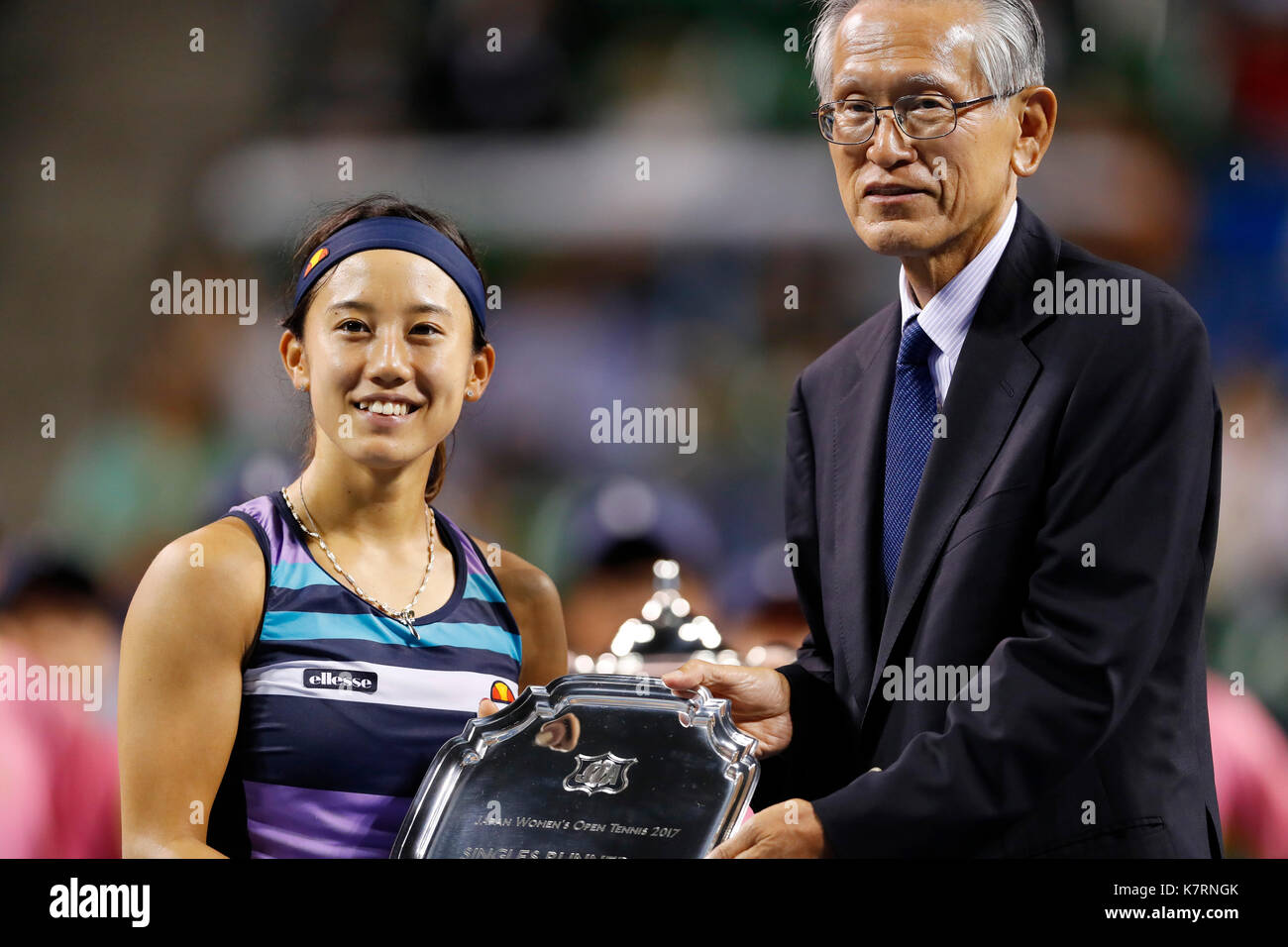 Tokyo, Japon. Sep 17, 2017. (L-r) miyu kato (JPN), nobuo kuroyanagi tennis : Japan Women's open tennis 2017 des célibataires soirée de remise des prix au parc tennis ariake à Tokyo, Japon . Crédit : yohei osada/aflo sport/Alamy live news Banque D'Images