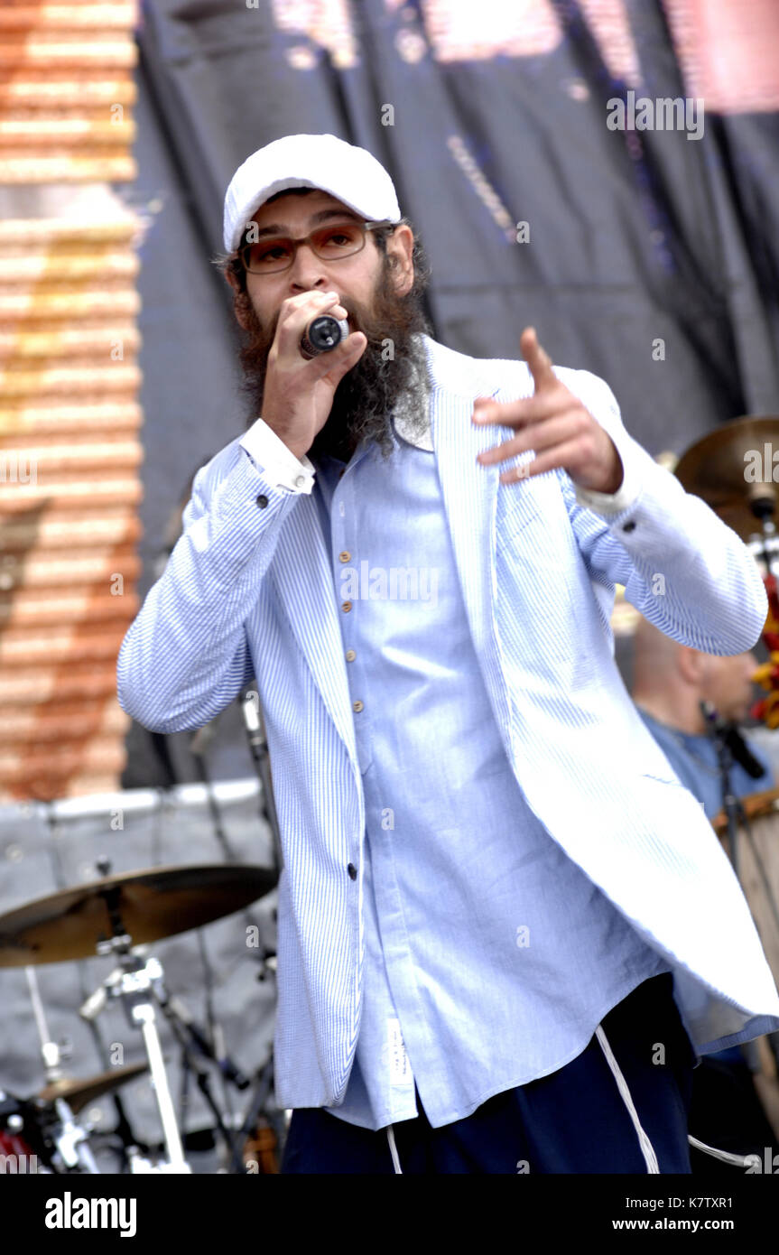 Matisyahu se présente en direct lors de Farm Aid 2007 à Randall's Island à New York le 9 septembre 2007. © David Atlas / MediaPunch Banque D'Images