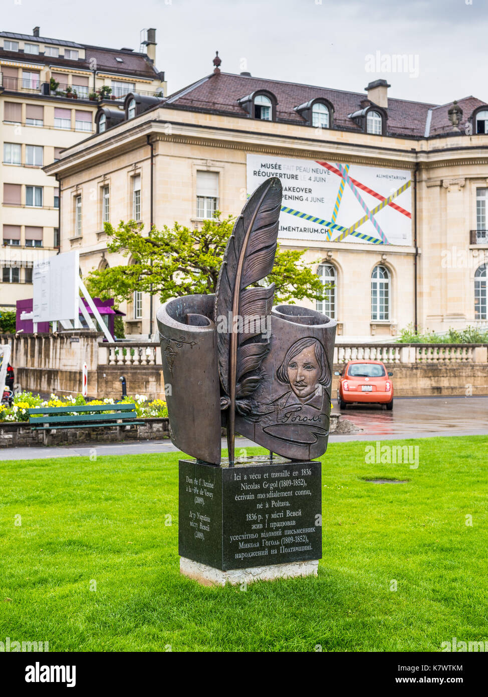 Vevey, Suisse - 25 mai 2016 : monument à l'écrivain ukrainien Nikolaï Gogol (1809 -1852), dévoilé le 12 août 2009, faites par le sculpteur anat Banque D'Images