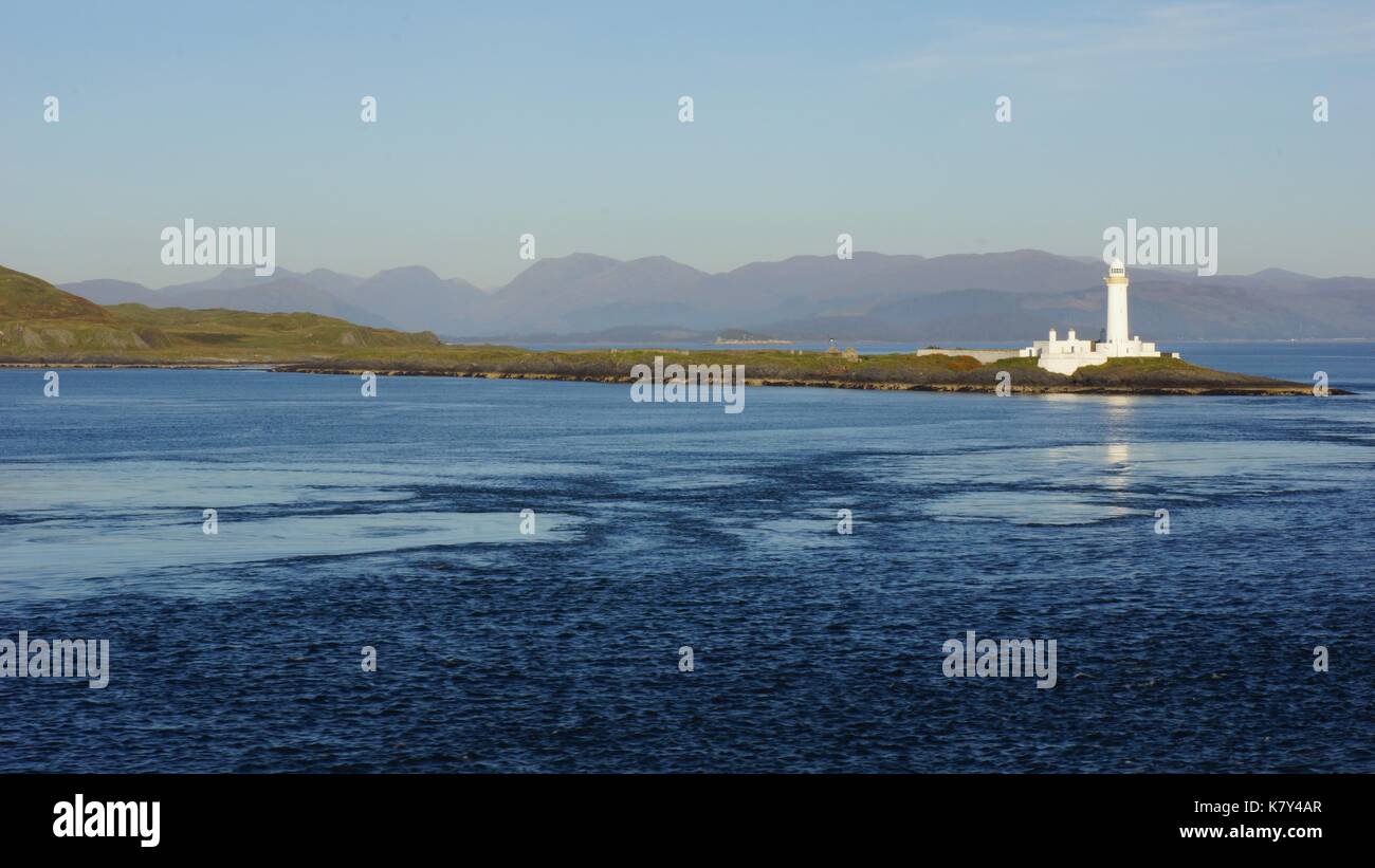 Ecosse, Oban, Mull, Tobermory, Ferry, Cal Mac, Clan Maclean, Maisons colorées, Port, pittoresque, St Andrews Cross, Gastronomie, alimentation de mer. Banque D'Images