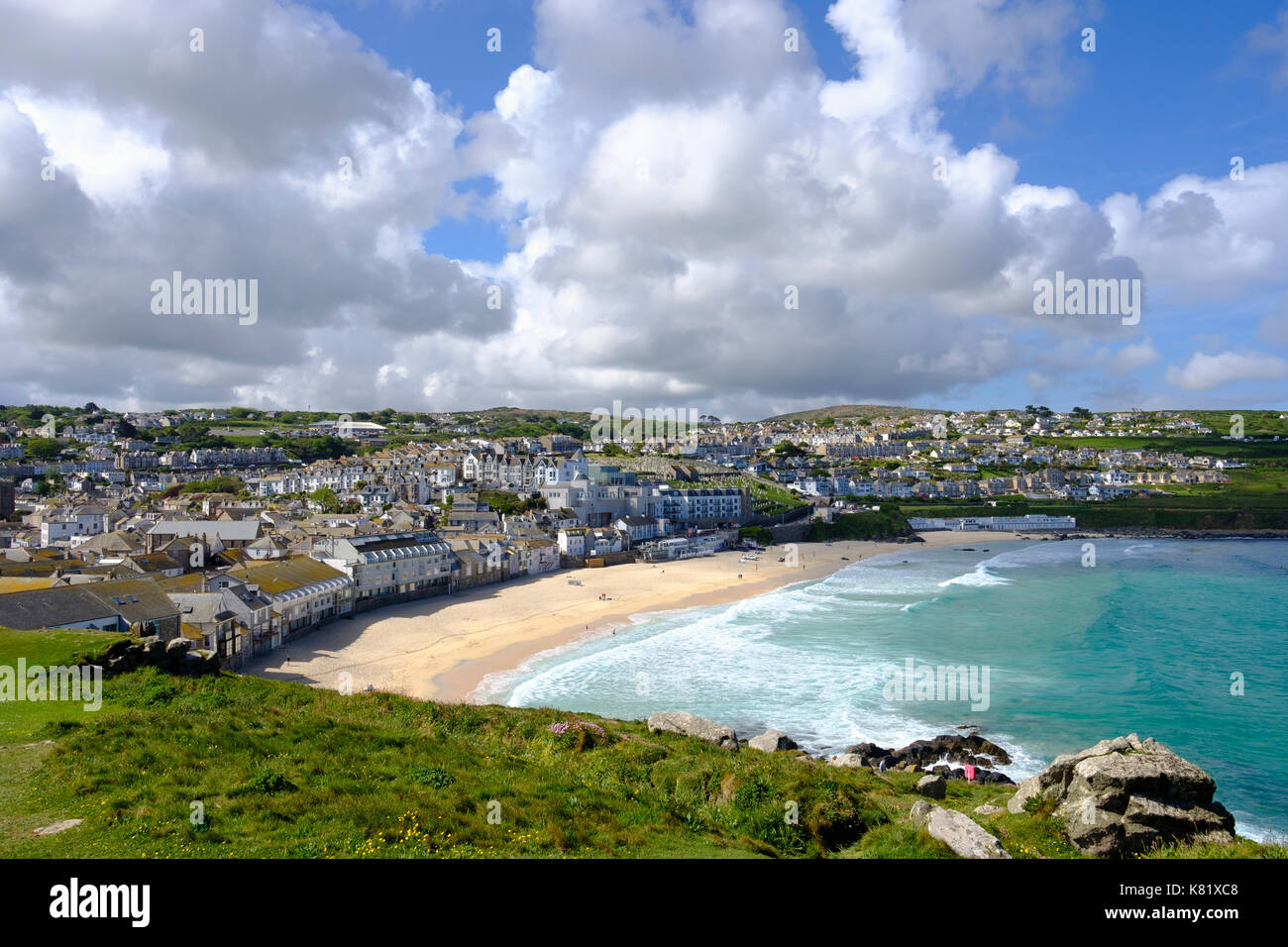 Porthmeor beach, vue de l'île, St Ives, Cornwall, Angleterre, Grande-Bretagne Banque D'Images