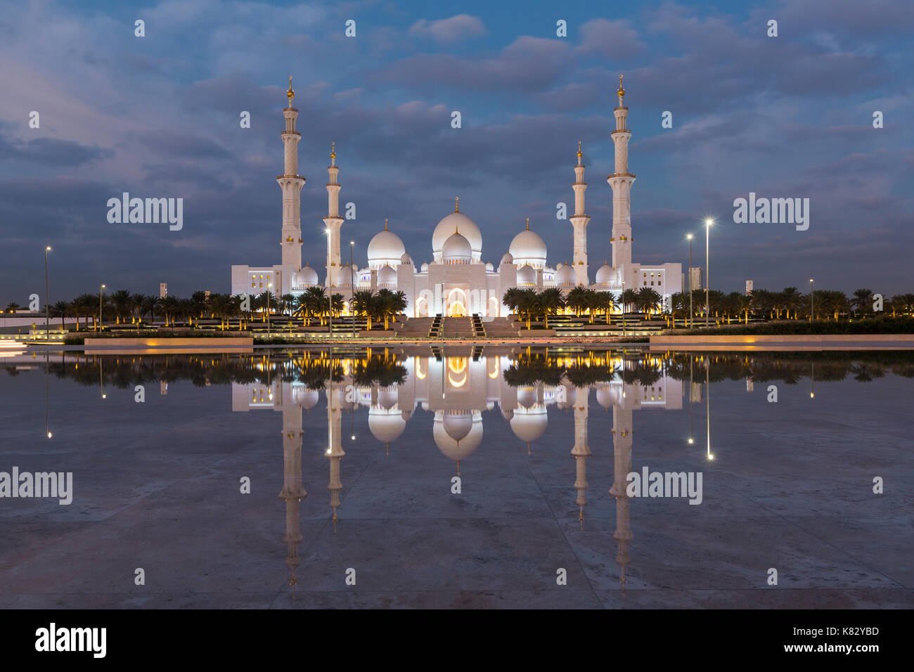 Mosquée Sheikh Zayed Bin Sultan Al Nahyan, Abu Dhabi, Émirats arabes unis, ÉMIRATS ARABES UNIS Banque D'Images