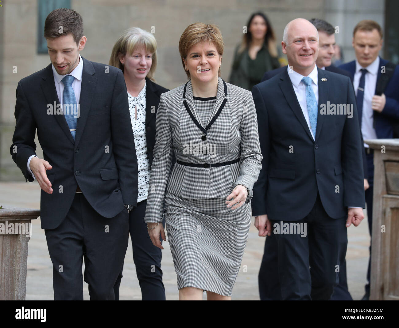 Premier ministre nicola sturgeon au caird hall à Dundee en Écosse où elle a annoncé la nouvelle de l'organisme de sécurité sociale sera basée à Dundee. Banque D'Images
