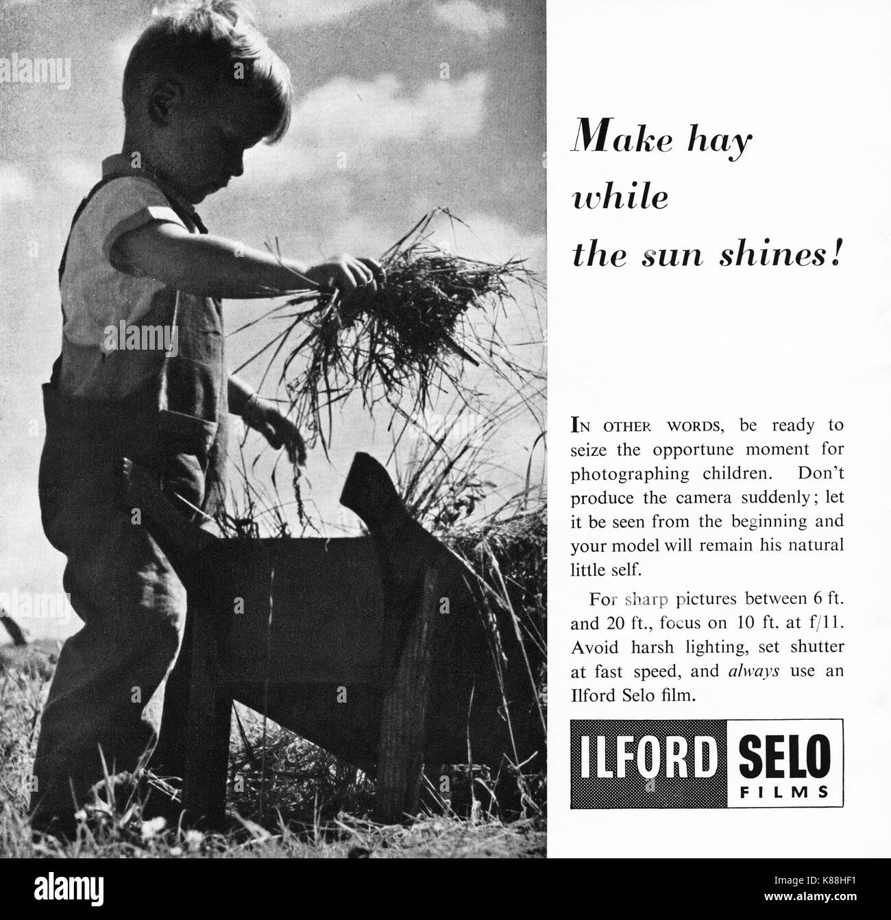 1940 old vintage publicité publicité originale films Ilford selo vers 1947 dans le magazine quand les stocks étaient encore limitée au titre de rationnement de l'après-guerre Banque D'Images