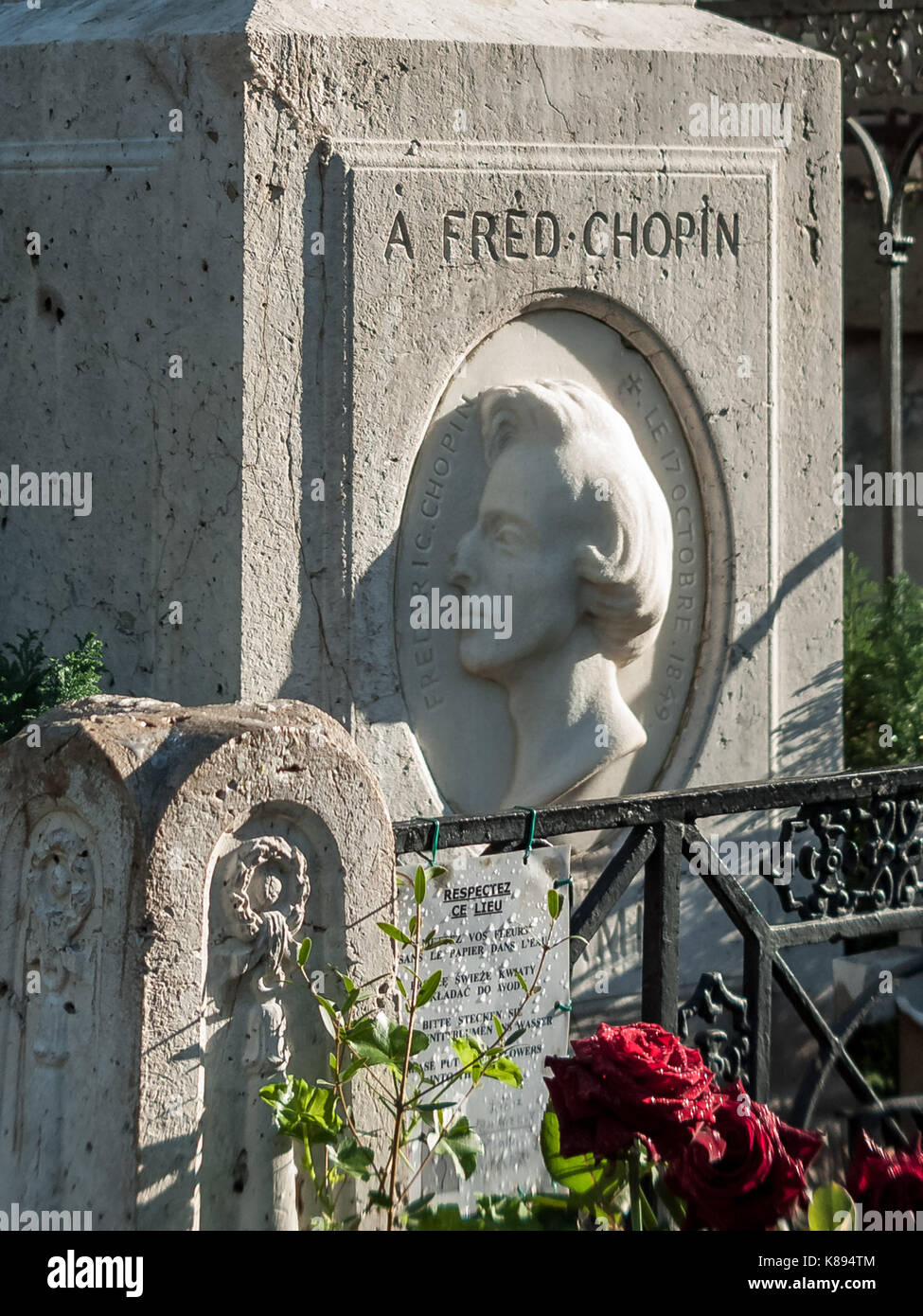 Tombe du compositeur polonais Frédéric Chopin au cimetière du Père-Lachaise, Paris, France. Banque D'Images