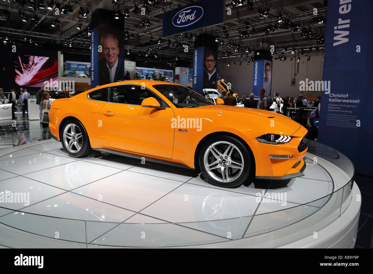 Les constructeurs du monde entier présentent leurs nouveaux modèles et concept-cars à l'occasion du salon de l'automobile voiture d'IAA de Francfort, Allemagne Banque D'Images