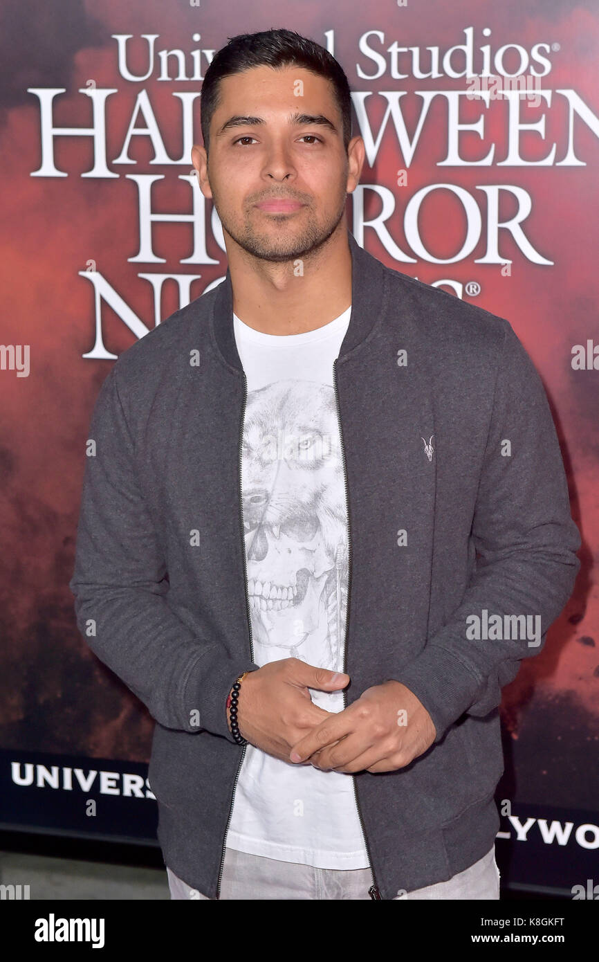 Wilmer Valderrama assiste à l 'ouverture' Halloween Horror Nights at Universal Studios le 15 septembre 2017 à Universal City, en Californie. Banque D'Images